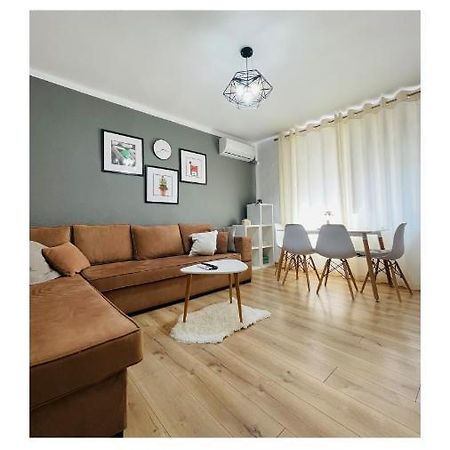 Luel Central Apartament Tirana Kültér fotó