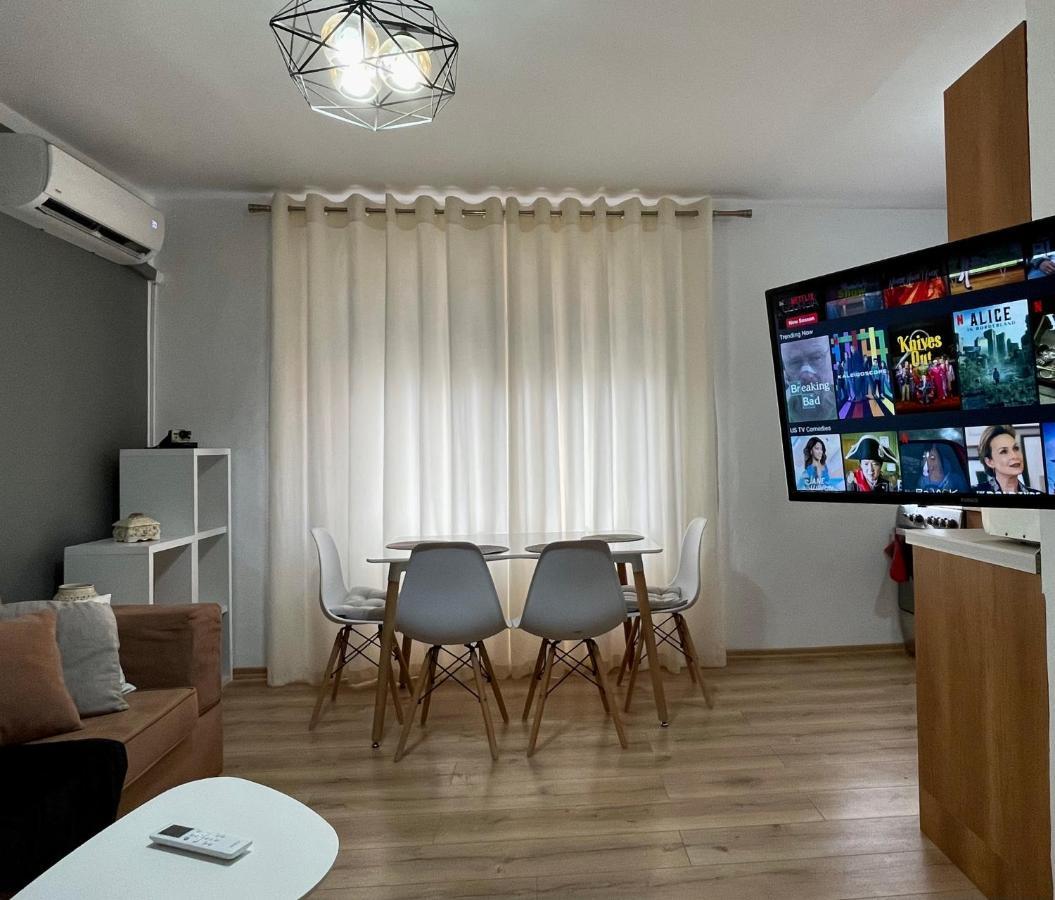 Luel Central Apartament Tirana Kültér fotó