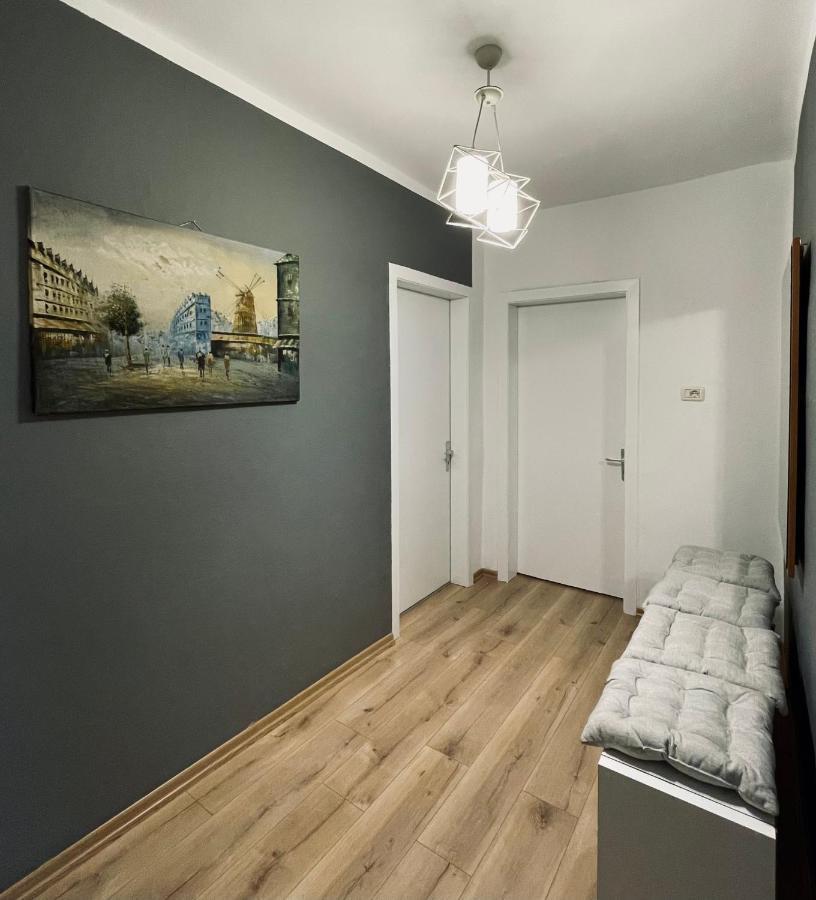 Luel Central Apartament Tirana Kültér fotó